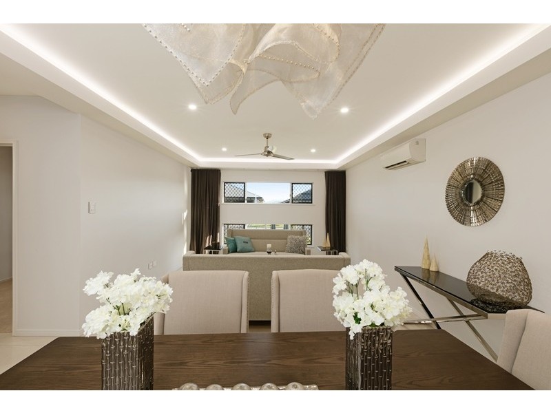 9 Featherwood Street, Mount Low QLD 4818