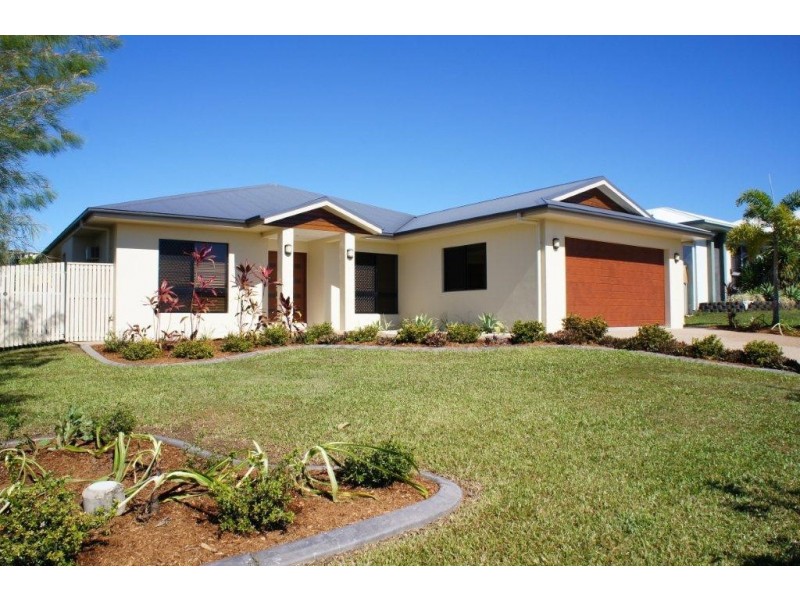 9 Keswick Street, Bushland Beach QLD 4818