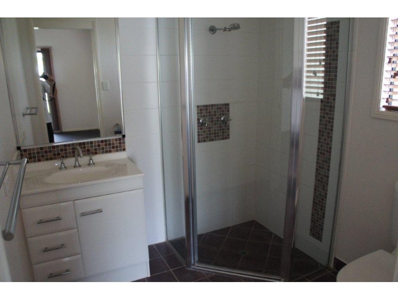 9 Keswick Street, Bushland Beach QLD 4818