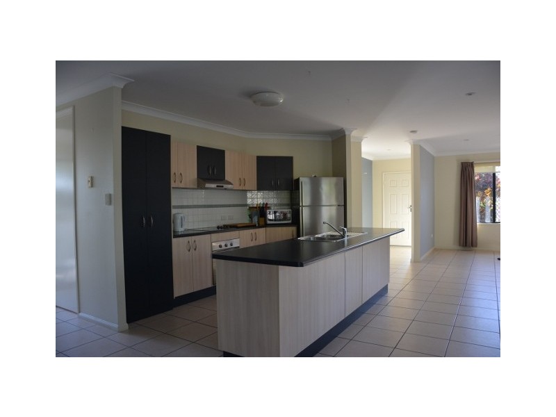 24 Seabrook Circuit, Bushland Beach QLD 4818