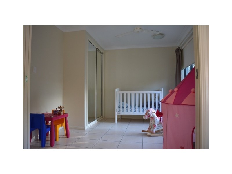 24 Seabrook Circuit, Bushland Beach QLD 4818