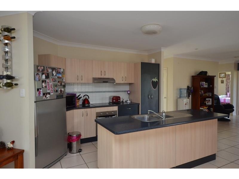 24 Hilton Way, Mount Louisa QLD 4814