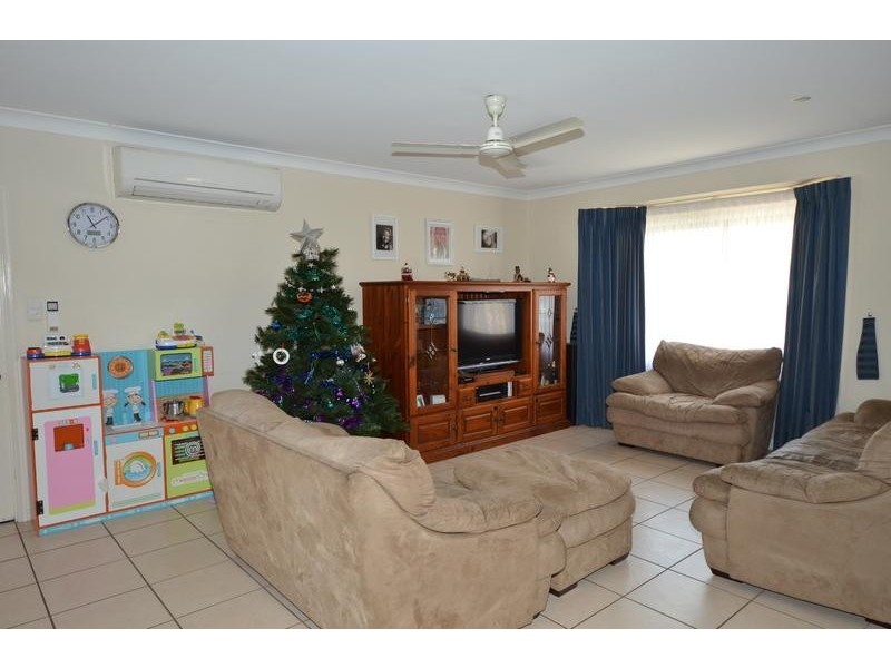 24 Hilton Way, Mount Louisa QLD 4814