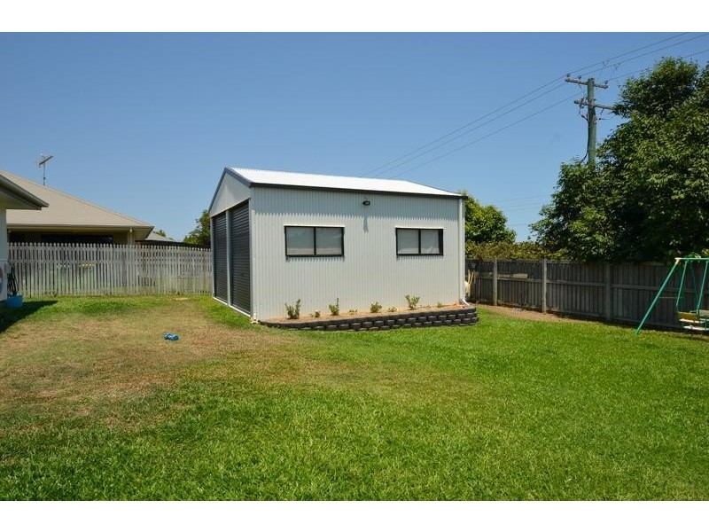 24 Hilton Way, Mount Louisa QLD 4814