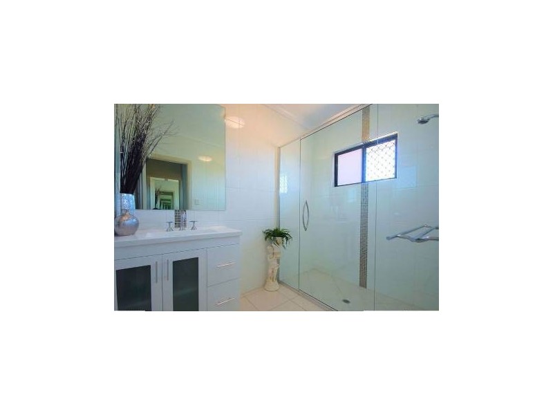 123 Goicoechea Drive, Bushland Beach QLD 4818