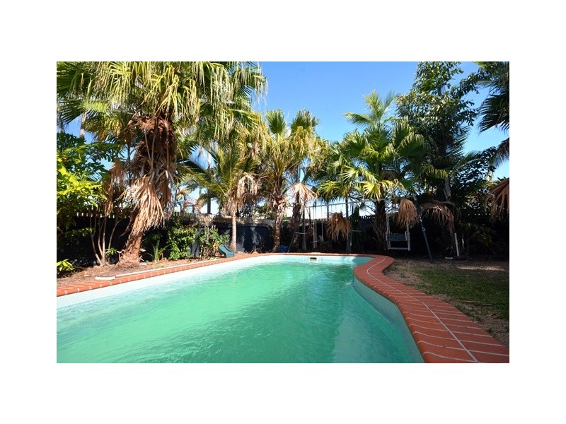 3 Gatwick Street, Burdell QLD 4818