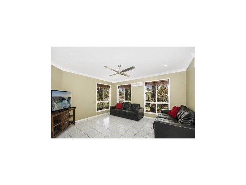 18 Luke Court, Bushland Beach QLD 4818