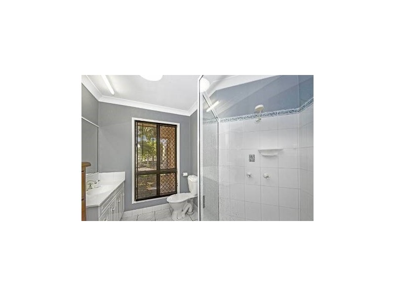 18 Luke Court, Bushland Beach QLD 4818