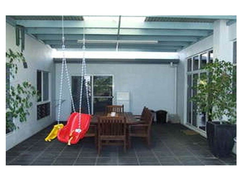 10 Duroy Street, Mount Low QLD 4818