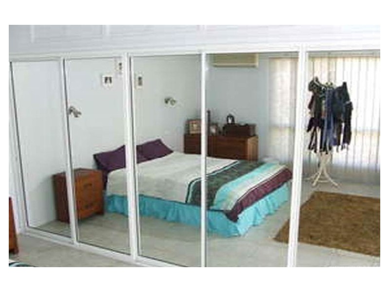 10 Duroy Street, Mount Low QLD 4818