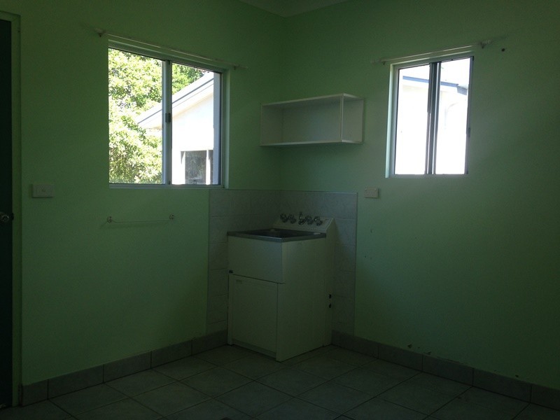 10 Duroy Street, Mount Low QLD 4818