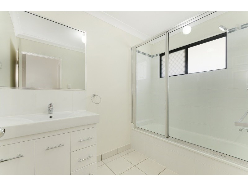 15 Cosette Court, Burdell QLD 4818