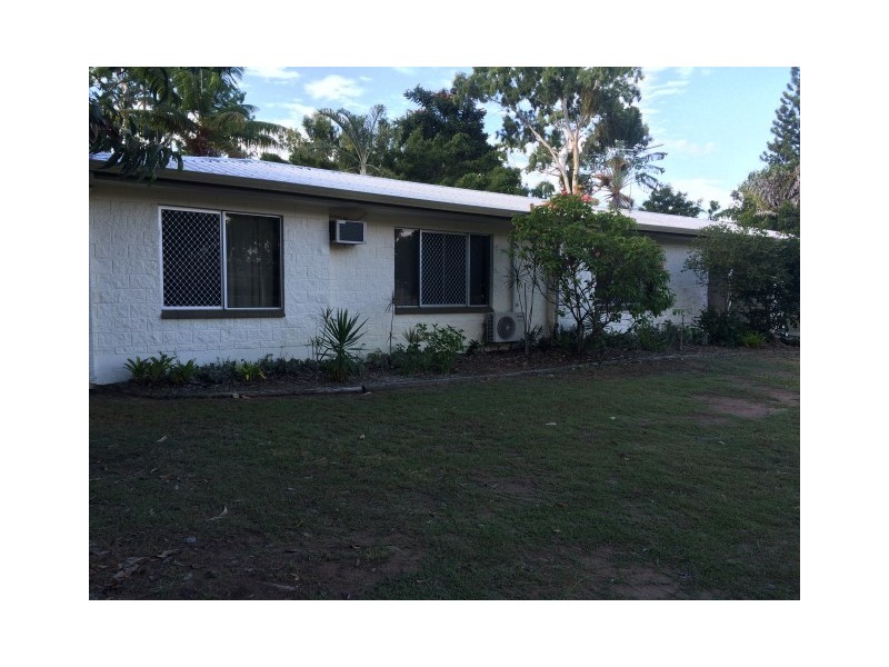 1 Balsam Street, Bushland Beach QLD 4818