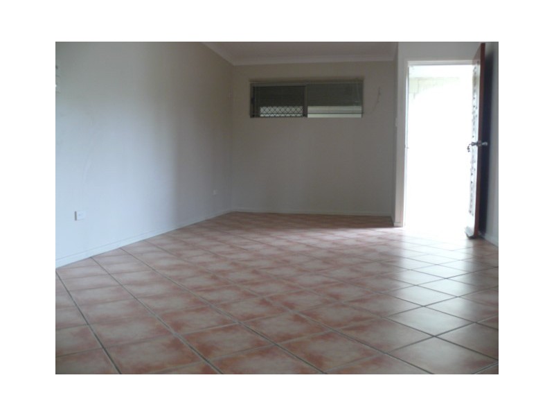 1 Balsam Street, Bushland Beach QLD 4818