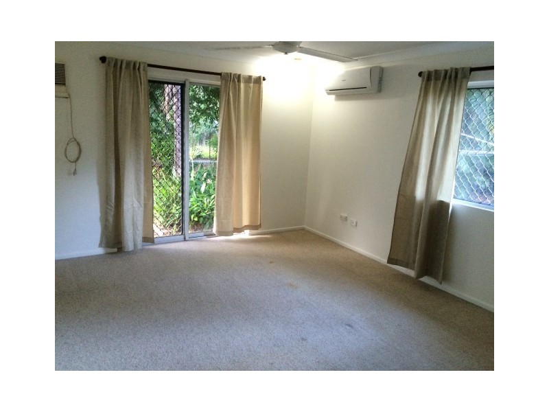 1 Balsam Street, Bushland Beach QLD 4818