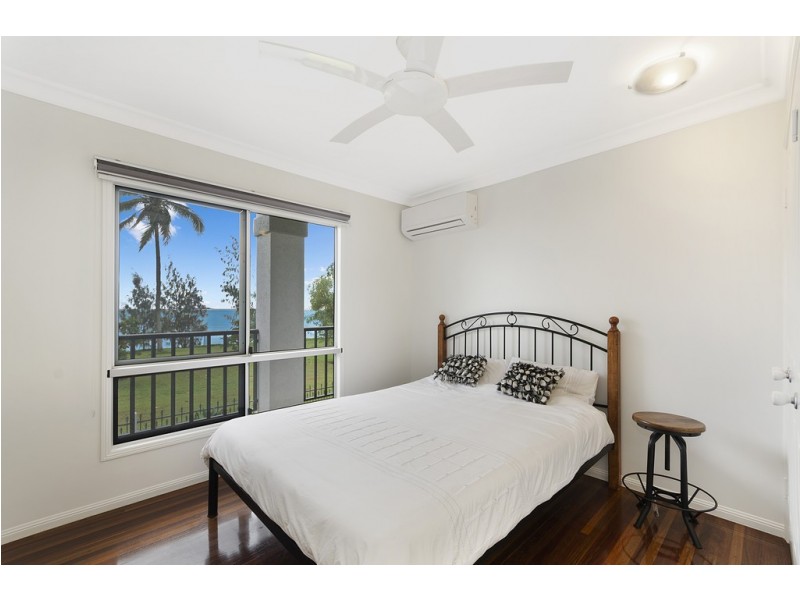 22 Reef Street, Saunders Beach QLD 4818