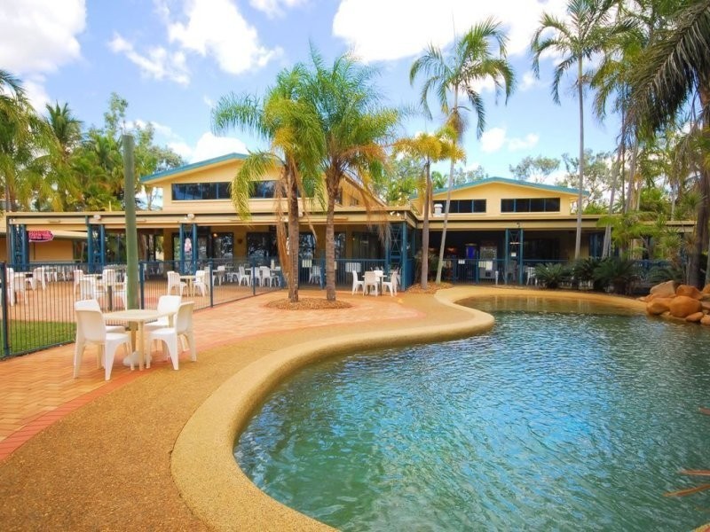 22 Cashell Crescent, Bushland Beach QLD 4818