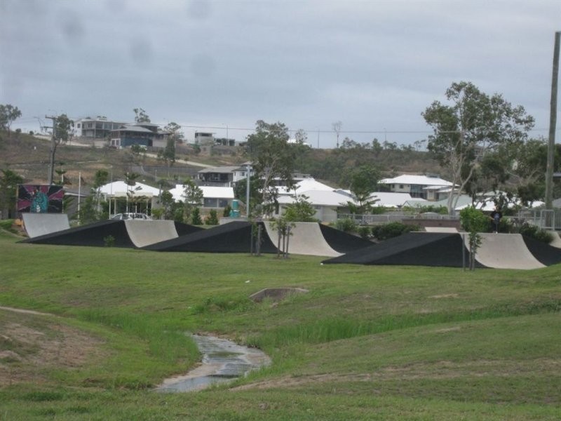 22 Cashell Crescent, Bushland Beach QLD 4818