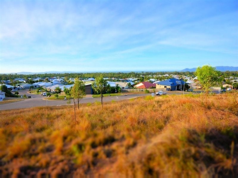 41 Shutehaven Circuit, Bushland Beach QLD 4818