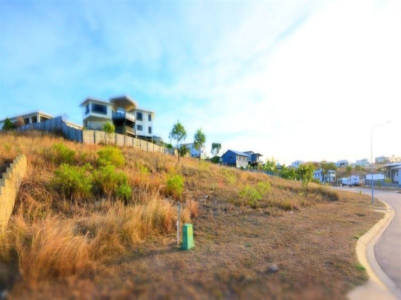 41 Shutehaven Circuit, Bushland Beach QLD 4818