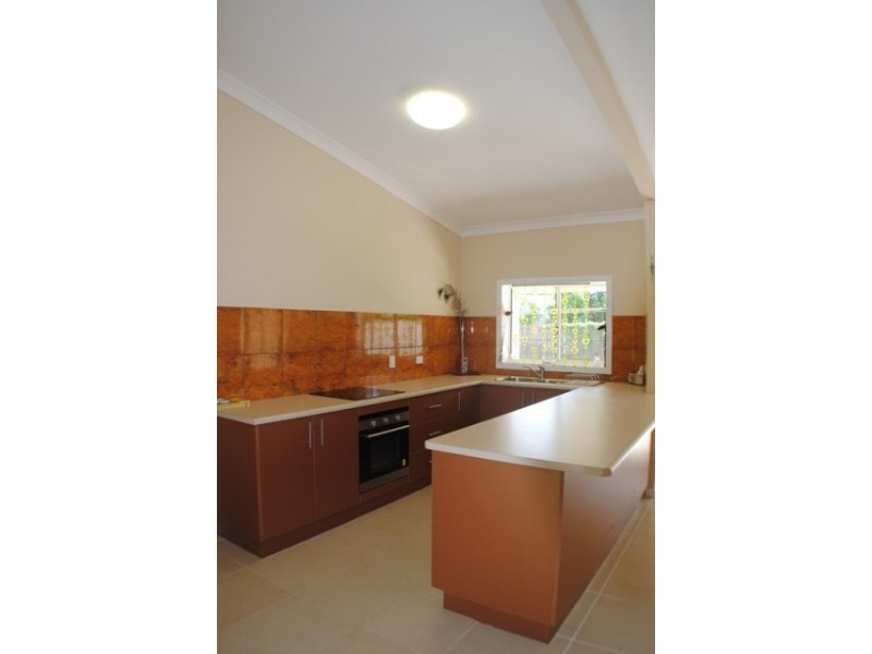 10 Fanning Court, Balgal Beach QLD 4816