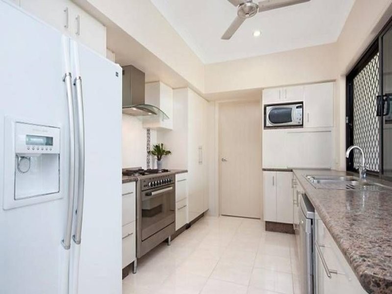 13 Britomart Street, Bushland Beach QLD 4818