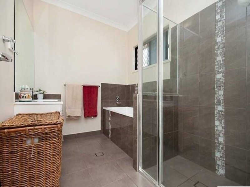 13 Britomart Street, Bushland Beach QLD 4818