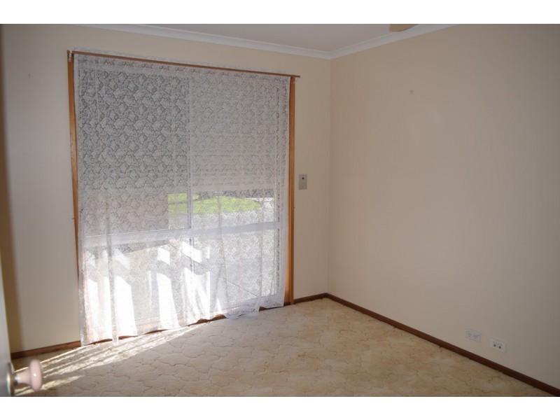 2/4 Centenary Drive, Trafalgar VIC 3824