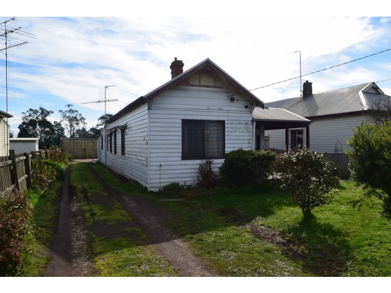 28 Waterloo Road, Trafalgar VIC 3824