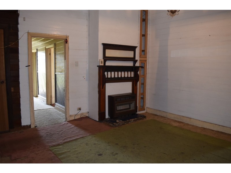 28 Waterloo Road, Trafalgar VIC 3824