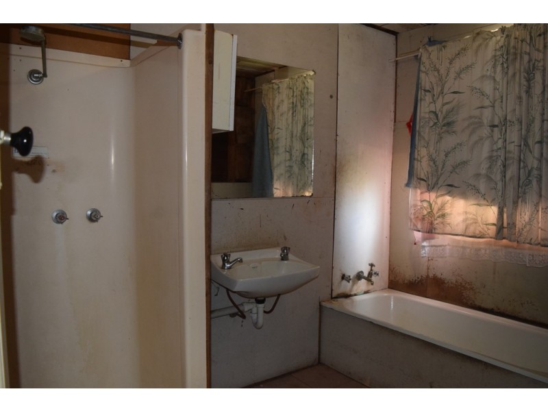 28 Waterloo Road, Trafalgar VIC 3824