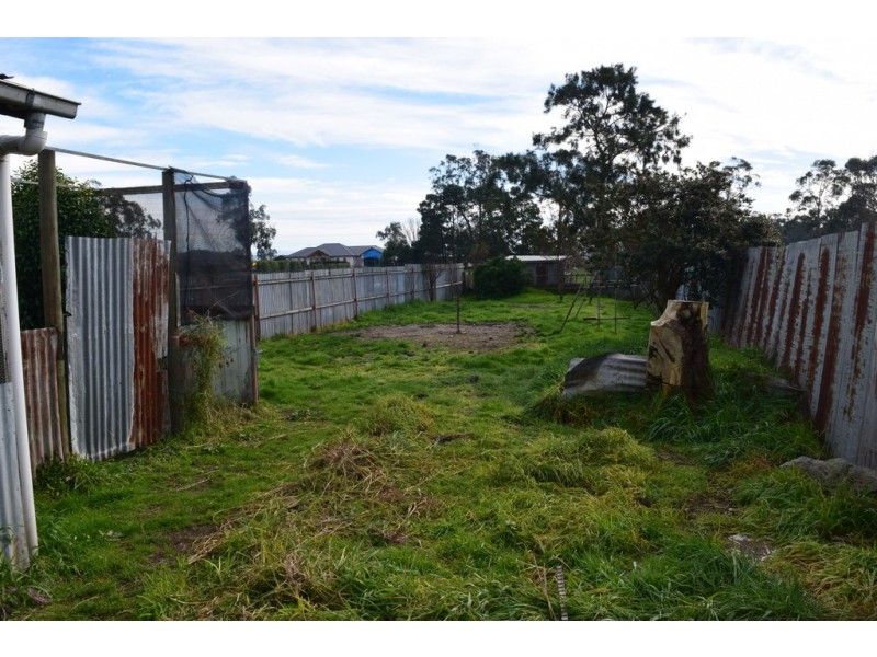 28 Waterloo Road, Trafalgar VIC 3824