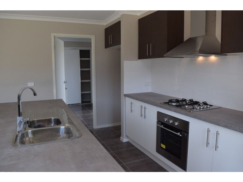 1A Summerlea Street, Trafalgar VIC 3824