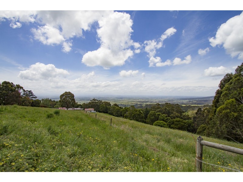 256 Earls Road, Yarragon South VIC 3823