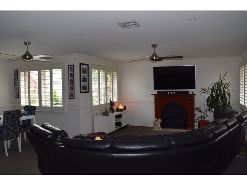 18 Cross Street, Trafalgar VIC 3824