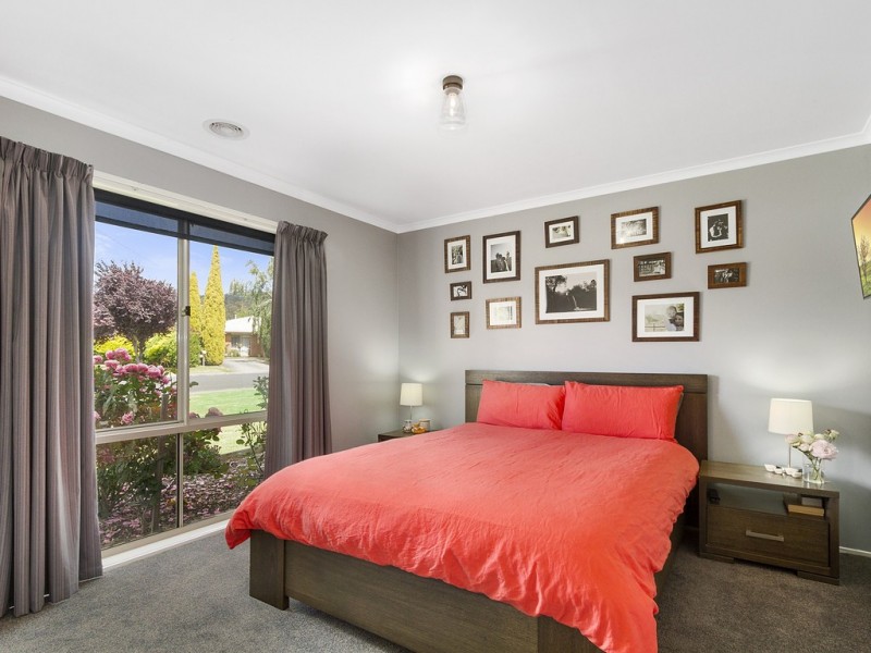 11 Cross Street, Trafalgar VIC 3824
