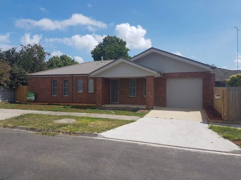 1A Summerlea Street, Trafalgar VIC 3824