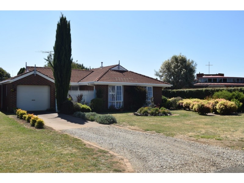 1/1-5 Johnstone Street, Thorpdale VIC 3835