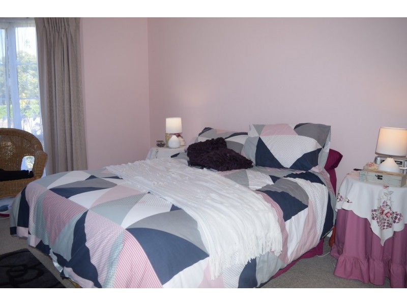 1/1-5 Johnstone Street, Thorpdale VIC 3835