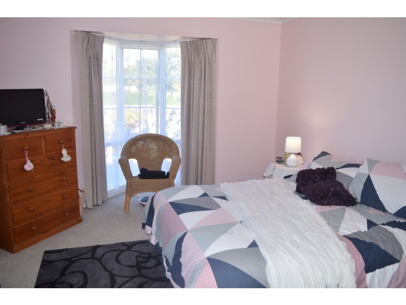 1/1-5 Johnstone Street, Thorpdale VIC 3835