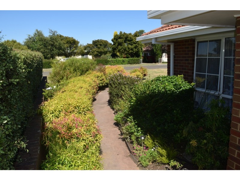 1/1-5 Johnstone Street, Thorpdale VIC 3835