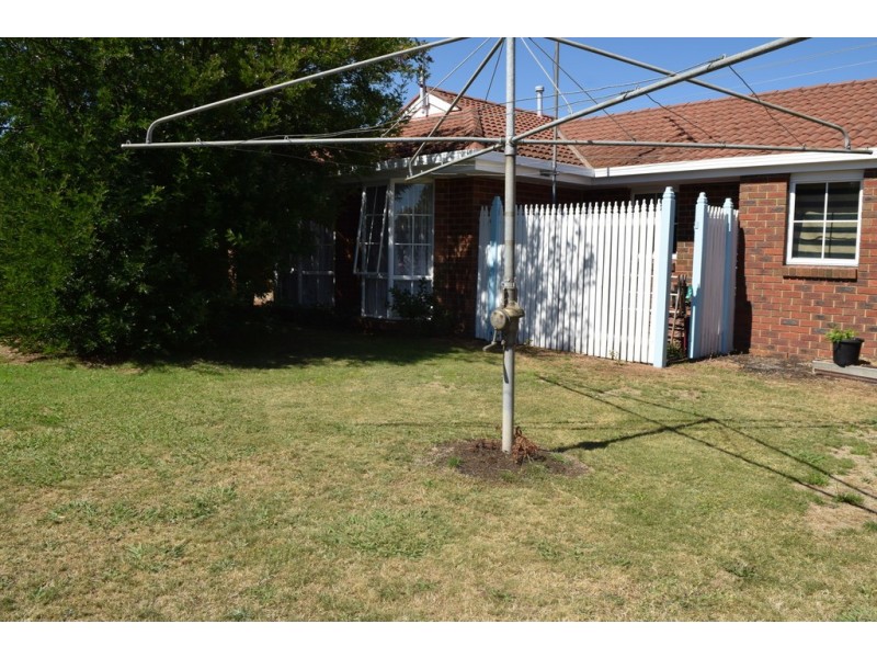 1/1-5 Johnstone Street, Thorpdale VIC 3835