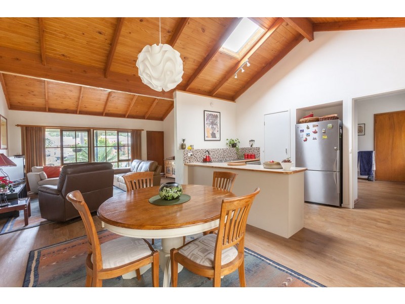 13 Centenary Drive, Trafalgar VIC 3824