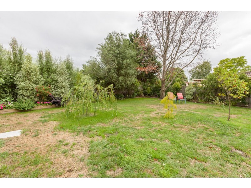 13 Centenary Drive, Trafalgar VIC 3824