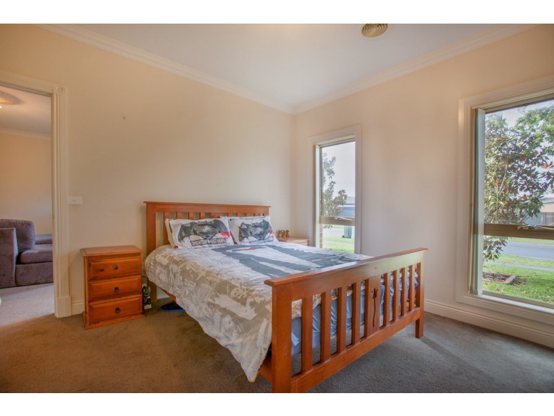 1/5 Hardy Drive, Trafalgar VIC 3824