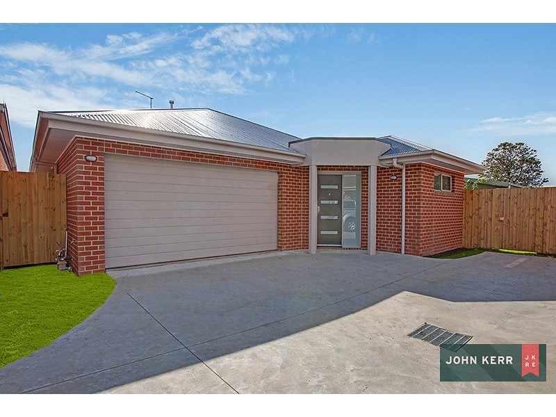 UNIT 2 and 3 /10 ASHBY STREET, Trafalgar VIC 3824