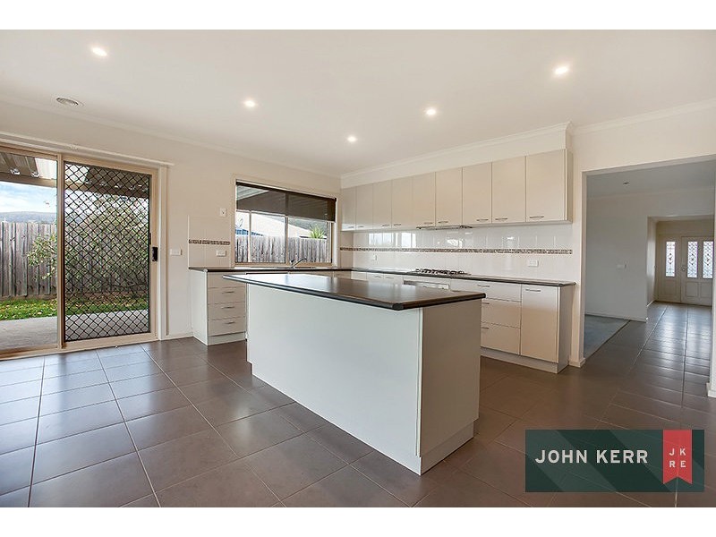 31 Vincent Boulevard, Trafalgar VIC 3824