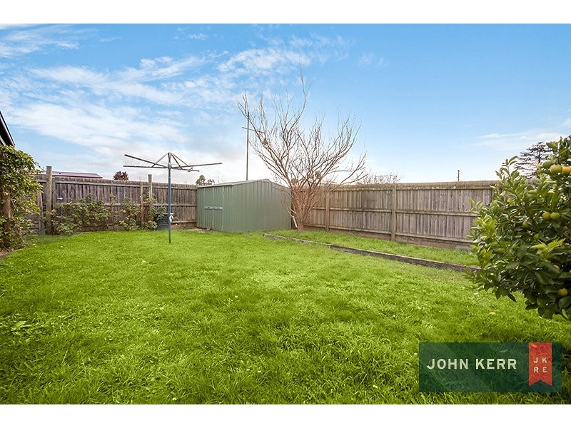 31 Vincent Boulevard, Trafalgar VIC 3824