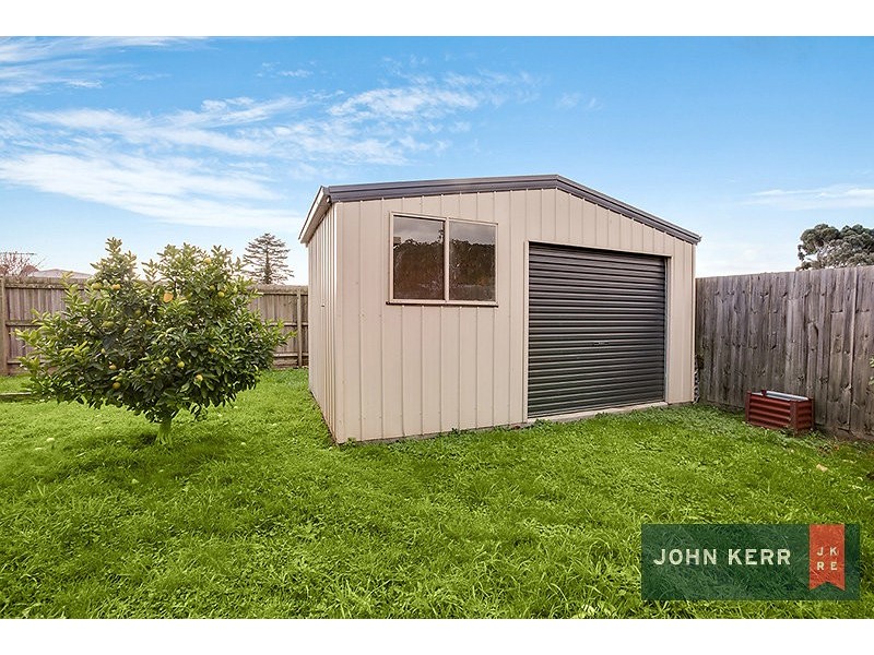 31 Vincent Boulevard, Trafalgar VIC 3824