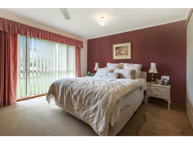 24 Chapmans Road, Trafalgar VIC 3824